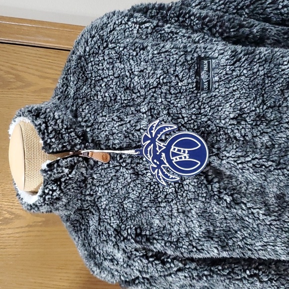 USA Palm NWT reversible sherpa pullover 1/4 zip grey/white - Picture 1 of 8